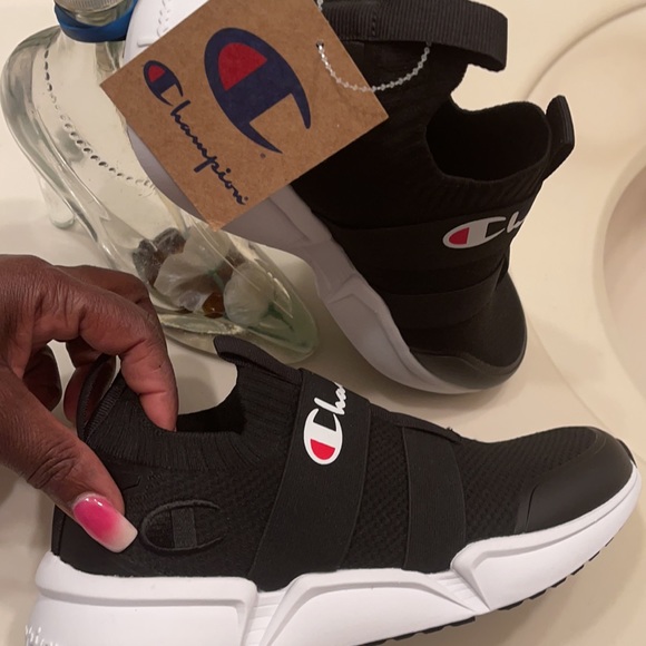 CHAMPION SNEAKERS NEW‼️💯🖤 - Picture 9 of 12